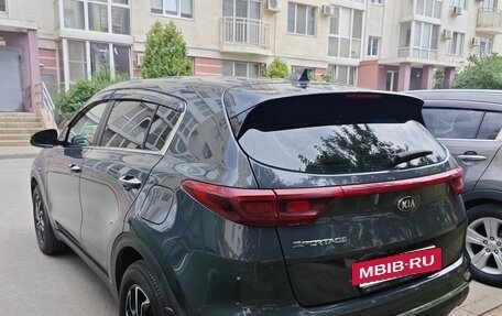 KIA Sportage IV рестайлинг, 2019 год, 1 800 000 рублей, 4 фотография