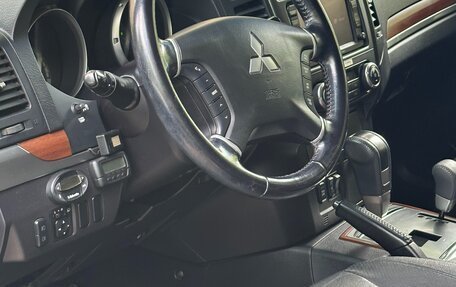 Mitsubishi Pajero IV, 2008 год, 2 100 000 рублей, 8 фотография