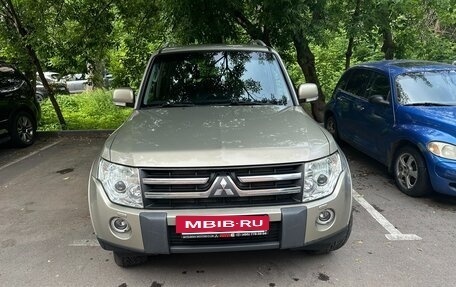 Mitsubishi Pajero IV, 2008 год, 2 100 000 рублей, 5 фотография