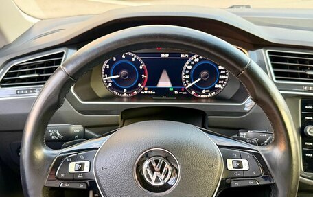 Volkswagen Tiguan II, 2018 год, 2 349 000 рублей, 12 фотография