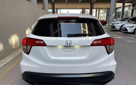 Honda Vezel, 2022 год, 1 549 000 рублей, 5 фотография