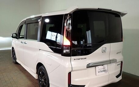 Honda Stepwgn IV, 2019 год, 1 942 000 рублей, 5 фотография