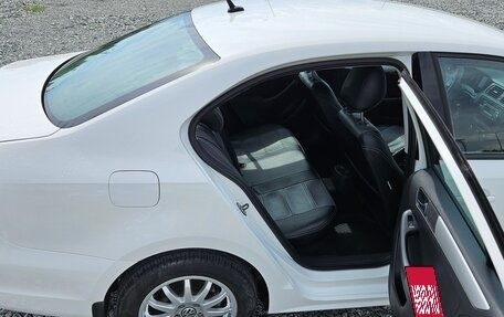 Volkswagen Jetta VI, 2012 год, 905 000 рублей, 9 фотография