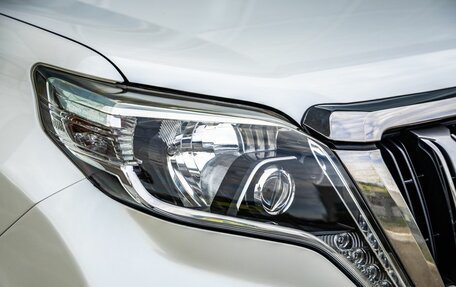 Toyota Land Cruiser Prado 150 рестайлинг 2, 2015 год, 2 988 000 рублей, 11 фотография