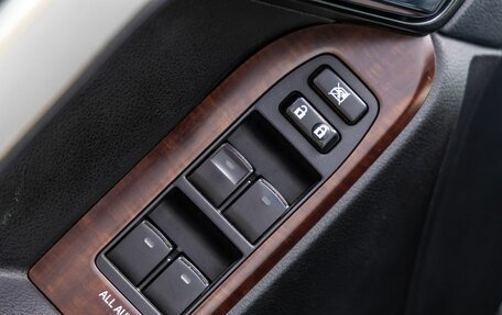 Toyota Land Cruiser Prado 150 рестайлинг 2, 2015 год, 2 988 000 рублей, 16 фотография