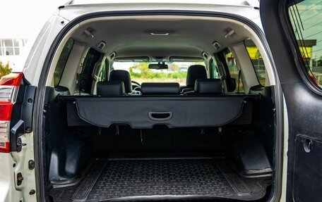 Toyota Land Cruiser Prado 150 рестайлинг 2, 2015 год, 2 988 000 рублей, 39 фотография
