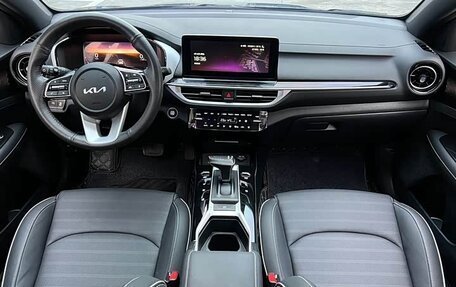 KIA K3, 2023 год, 1 560 000 рублей, 11 фотография