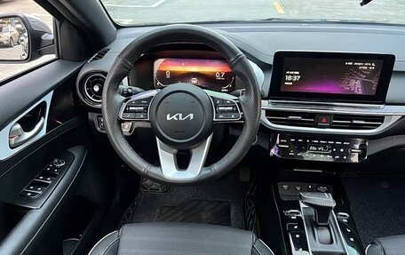 KIA K3, 2023 год, 1 560 000 рублей, 12 фотография