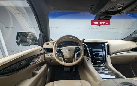 Cadillac Escalade IV, 2018 год, 4 149 000 рублей, 6 фотография