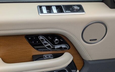 Land Rover Range Rover IV рестайлинг, 2020 год, 7 325 000 рублей, 7 фотография