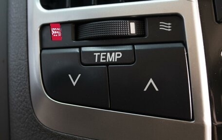 Toyota Land Cruiser 200, 2012 год, 3 580 000 рублей, 18 фотография