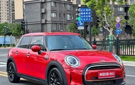MINI Hatch, 2022 год, 1 620 000 рублей, 1 фотография