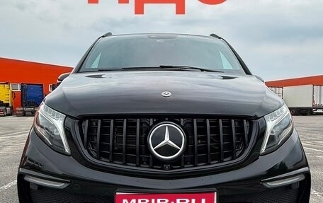 Mercedes-Benz V-Класс, 2018 год, 7 000 000 рублей, 1 фотография