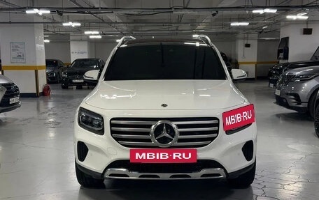 Mercedes-Benz GLB, 2023 год, 2 850 000 рублей, 2 фотография