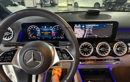 Mercedes-Benz GLB, 2023 год, 2 850 000 рублей, 8 фотография
