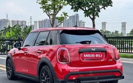 MINI Hatch, 2022 год, 1 620 000 рублей, 11 фотография