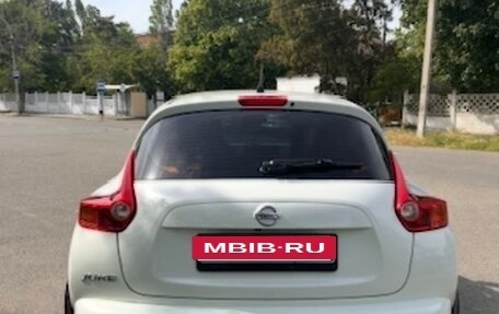 Nissan Juke II, 2011 год, 820 000 рублей, 4 фотография