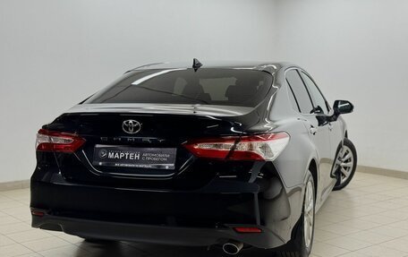 Toyota Camry, 2018 год, 2 639 000 рублей, 6 фотография