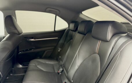 Toyota Camry, 2018 год, 2 639 000 рублей, 13 фотография