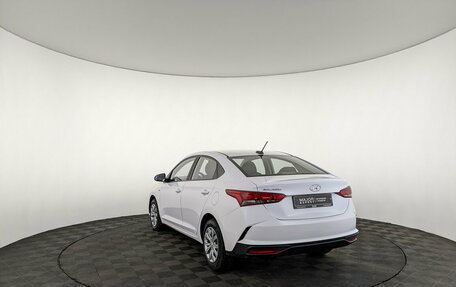 Hyundai Solaris II рестайлинг, 2022 год, 1 640 000 рублей, 7 фотография