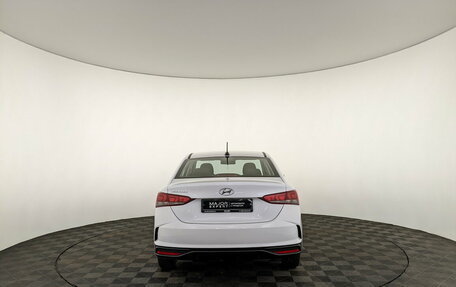 Hyundai Solaris II рестайлинг, 2022 год, 1 640 000 рублей, 6 фотография