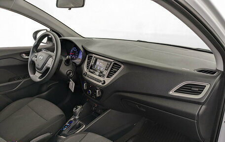 Hyundai Solaris II рестайлинг, 2022 год, 1 640 000 рублей, 11 фотография