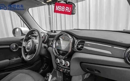 MINI Hatch, 2022 год, 1 760 000 рублей, 3 фотография