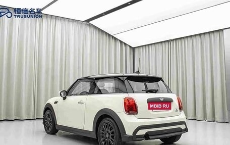 MINI Hatch, 2022 год, 1 760 000 рублей, 10 фотография
