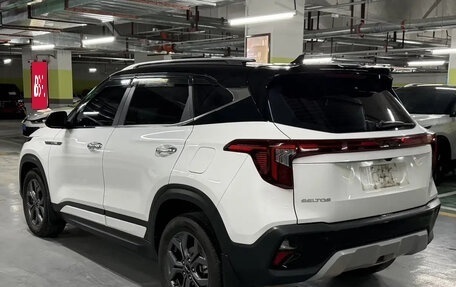 KIA Seltos I, 2023 год, 1 750 007 рублей, 4 фотография