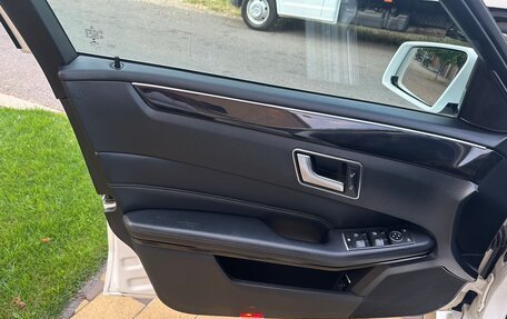 Mercedes-Benz E-Класс, 2013 год, 1 685 000 рублей, 12 фотография
