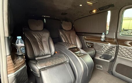 Mercedes-Benz V-Класс, 2018 год, 7 000 000 рублей, 8 фотография