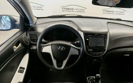 Hyundai Solaris II рестайлинг, 2011 год, 500 000 рублей, 5 фотография