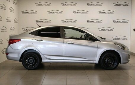 Hyundai Solaris II рестайлинг, 2011 год, 500 000 рублей, 16 фотография