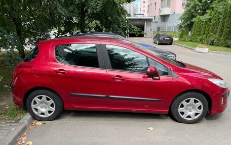 Peugeot 308 II, 2010 год, 395 000 рублей, 2 фотография