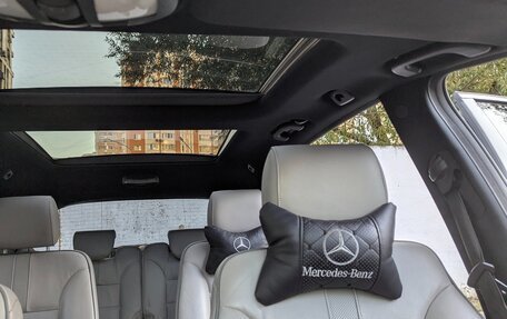 Mercedes-Benz R-Класс, 2011 год, 1 750 000 рублей, 9 фотография
