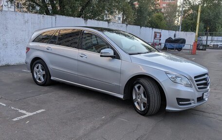 Mercedes-Benz R-Класс, 2011 год, 1 750 000 рублей, 2 фотография