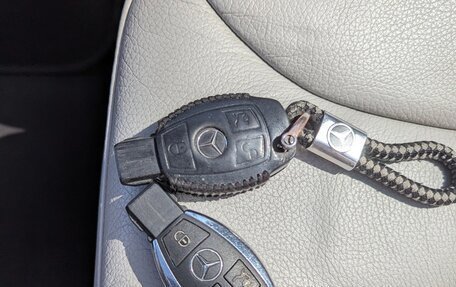 Mercedes-Benz R-Класс, 2011 год, 1 750 000 рублей, 14 фотография