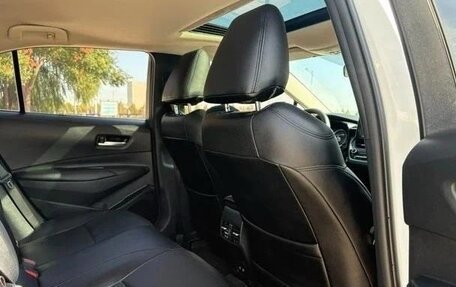 Toyota Corolla, 2022 год, 1 780 000 рублей, 10 фотография