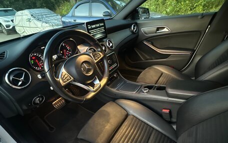 Mercedes-Benz CLA, 2016 год, 2 400 000 рублей, 15 фотография
