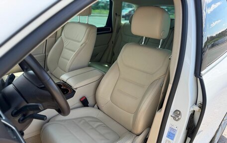 Volkswagen Touareg III, 2012 год, 2 420 000 рублей, 27 фотография