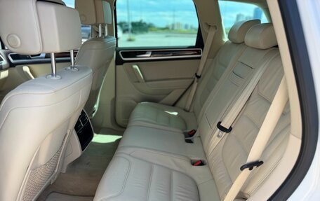Volkswagen Touareg III, 2012 год, 2 420 000 рублей, 30 фотография