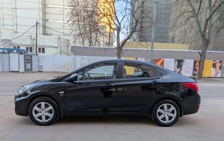 Hyundai Solaris II рестайлинг, 2013 год, 770 000 рублей, 4 фотография
