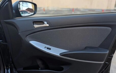 Hyundai Solaris II рестайлинг, 2013 год, 770 000 рублей, 10 фотография