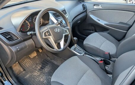 Hyundai Solaris II рестайлинг, 2013 год, 770 000 рублей, 12 фотография