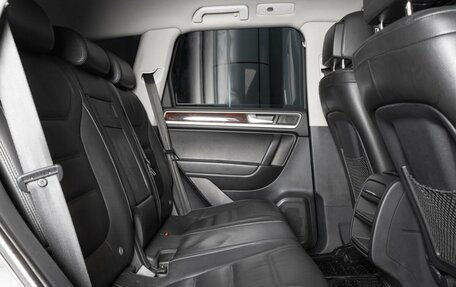 Volkswagen Touareg III, 2012 год, 1 865 000 рублей, 8 фотография