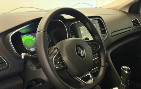 Renault Megane IV, 2018 год, 1 600 000 рублей, 17 фотография