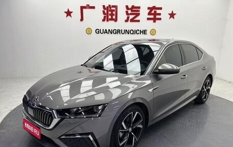 Skoda Octavia IV, 2023 год, 2 250 000 рублей, 1 фотография