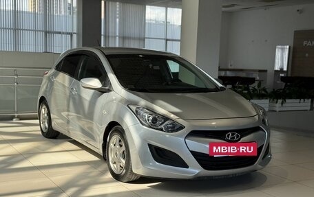 Hyundai i30 II рестайлинг, 2014 год, 850 000 рублей, 3 фотография