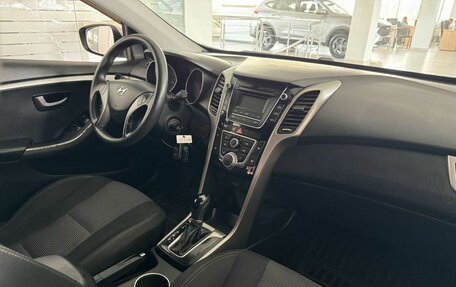 Hyundai i30 II рестайлинг, 2014 год, 850 000 рублей, 11 фотография