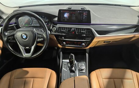 BMW 5 серия, 2020 год, 3 830 000 рублей, 11 фотография